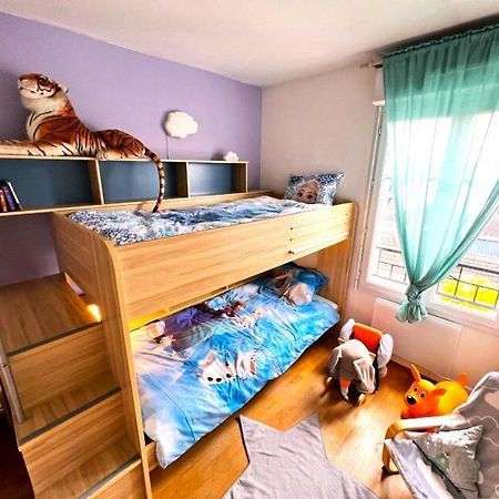Appartement Familial Pour 6 Adultes Et 5 Enfants A 10 Min De Disney 贝利罗曼维利而 外观 照片
