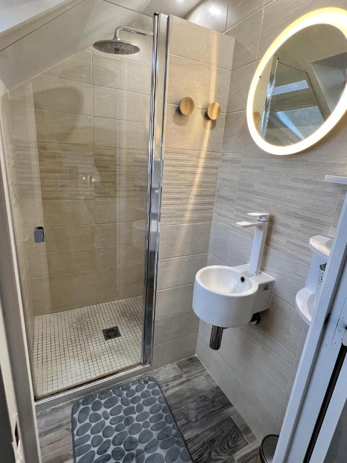 Appartement Familial Pour 6 Adultes Et 5 Enfants A 10 Min De Disney 贝利罗曼维利而 外观 照片